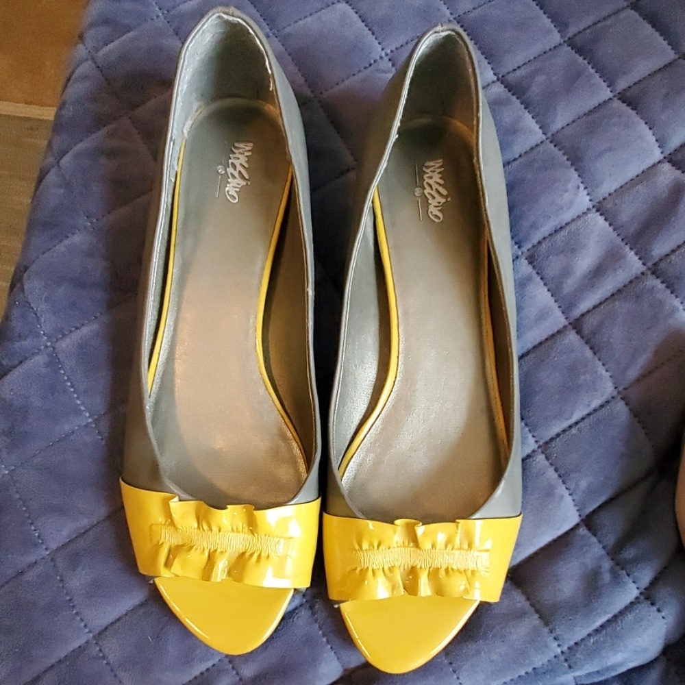 Mossimo Peeptoe Falts
